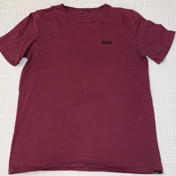 GLOBE Short Sleeve Graphic Tee T-Shirt Men’s Size MEDIUM Burgundy Red Black Logo - Picture 2 of 9